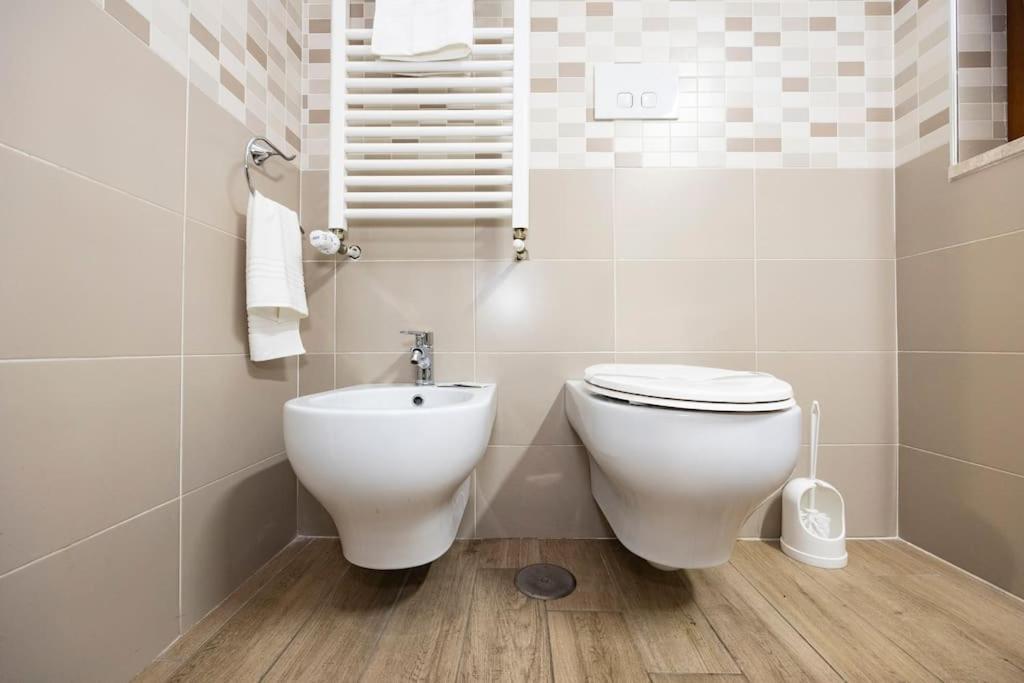 Apartment Roma Relax 2 Con Wifi-Ac-Netflix Zewnętrze zdjęcie