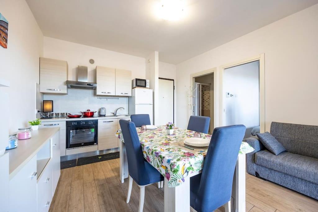 Apartment Roma Relax 2 Con Wifi-Ac-Netflix Zewnętrze zdjęcie
