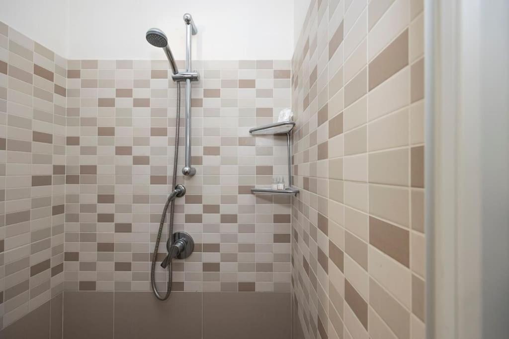 Apartment Roma Relax 2 Con Wifi-Ac-Netflix Zewnętrze zdjęcie